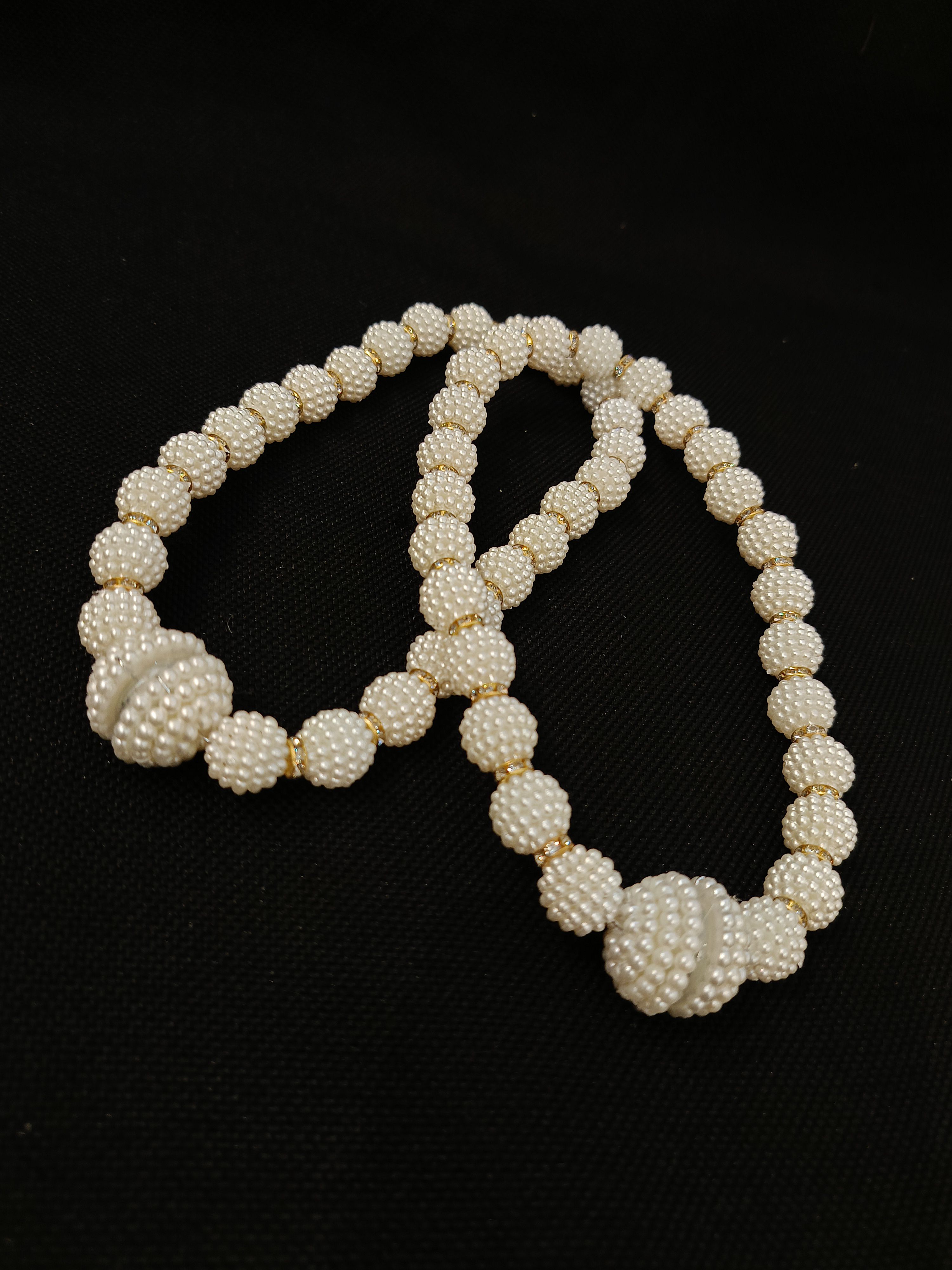 حلقه طلایی یک عدد موجوده