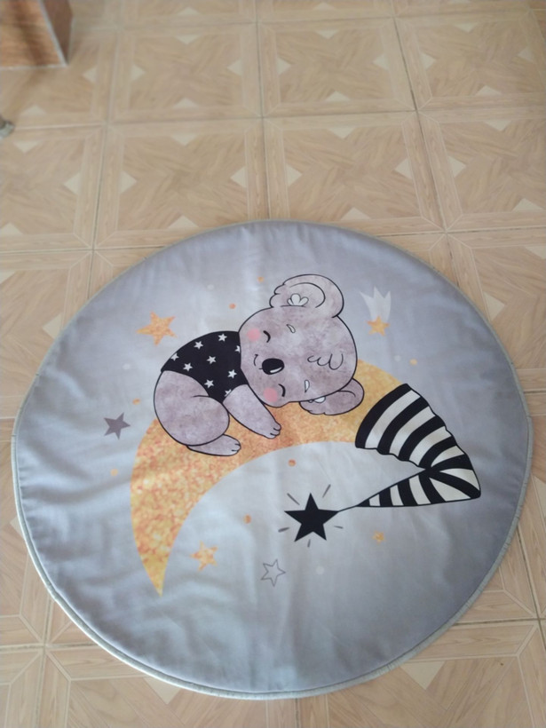 چندلایه لایه ی زیرین چرم وسط آبگیر لایه ی رویی مخمل مبلی