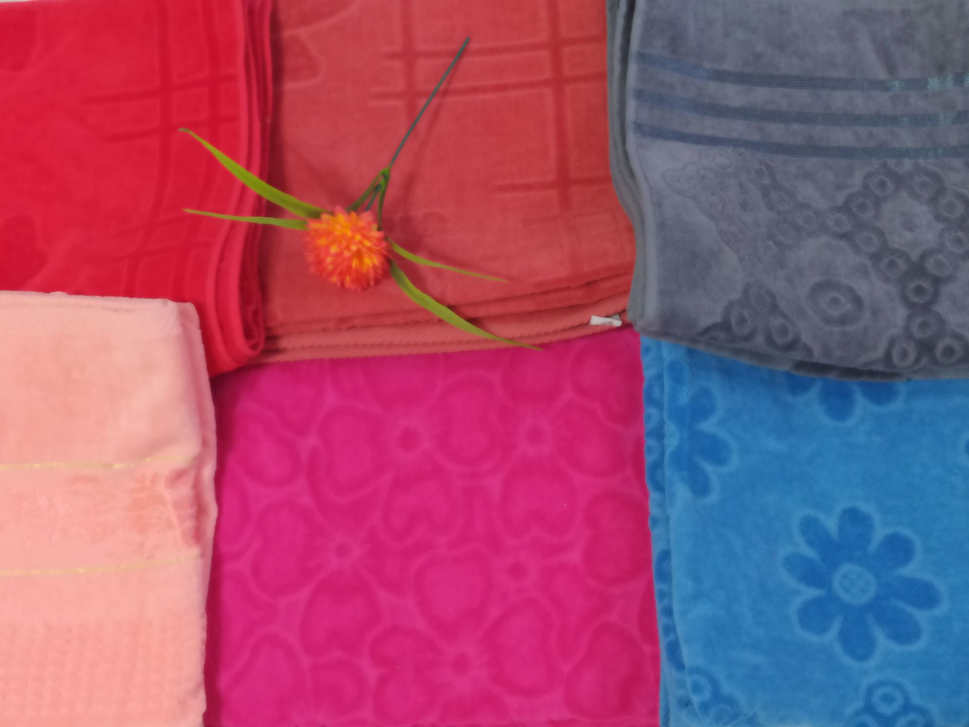 حوله حمامی برندفاضل تبریز درهفت رنگ